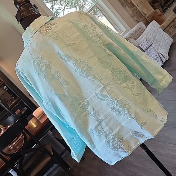 Sag Harbor j.h. collectibles XL burnt out button front shirt with camisole top - Picture 5 of 13